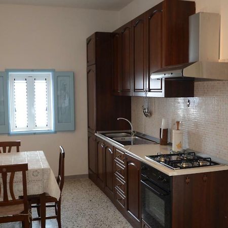לינה וארוחת בוקר פולינאנו א מארה Dimora Petruzzelli מראה חיצוני תמונה